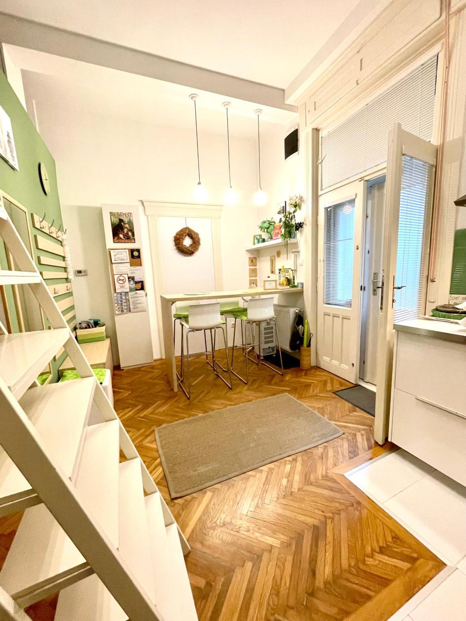 Green Pearl Apartment Boedapest Buitenkant foto